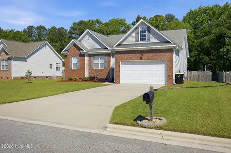 2752 Barefoot Lane Winterville NC 28590