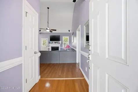 2752 Barefoot Lane Winterville NC 28590