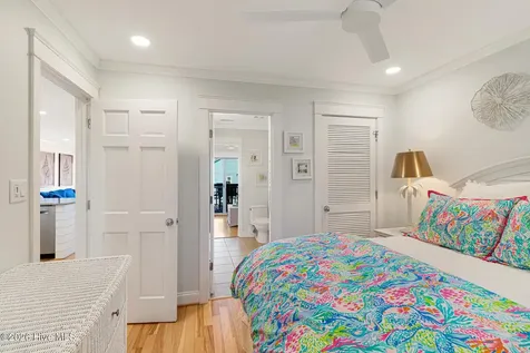 1010 Salter Path Indian Beach NC 28512