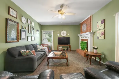 527 North Line Drive Hampstead NC 28443
