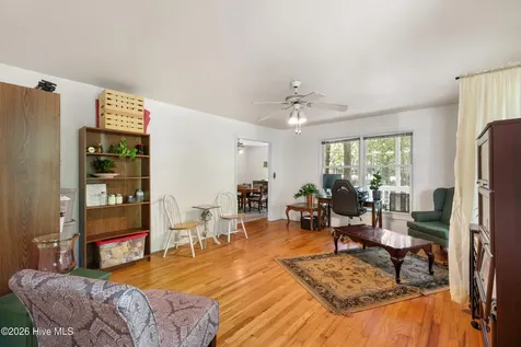 527 North Line Drive Hampstead NC 28443