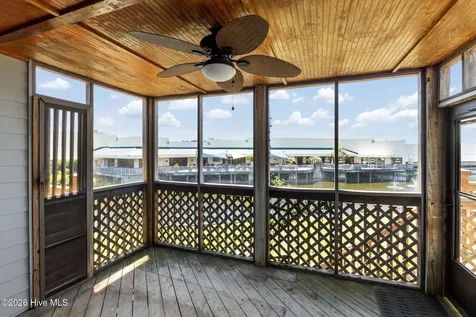 8711 Plantation Drive Emerald Isle NC 28594