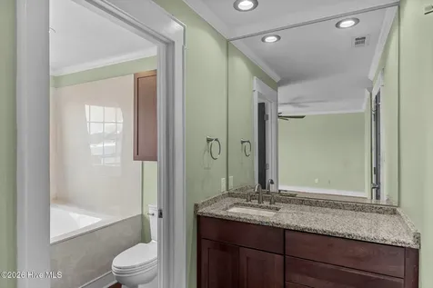 8711 Plantation Drive Emerald Isle NC 28594