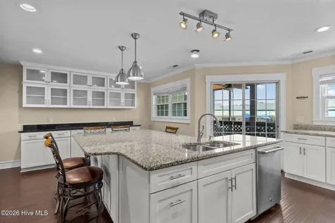 8711 Plantation Drive Emerald Isle NC 28594