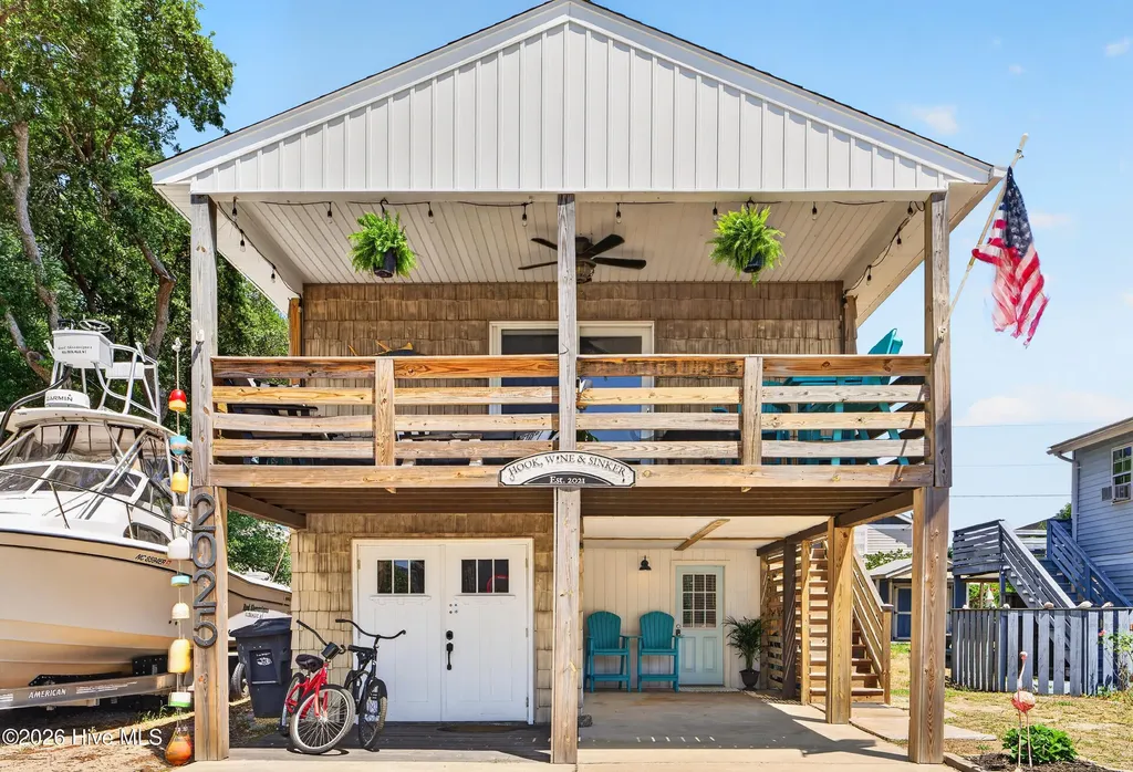2025 Yorktown Street Kill Devil Hills NC 27948