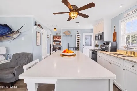 2025 Yorktown Street Kill Devil Hills NC 27948