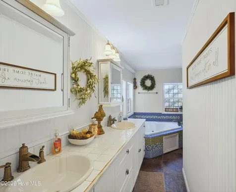 2025 Yorktown Street Kill Devil Hills NC 27948