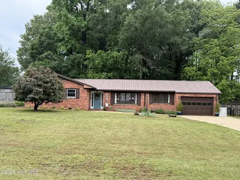 206 Connies Circle Goldsboro NC 27530