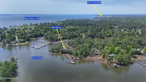 5632 Styron Drive Oriental NC 28571