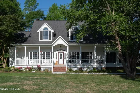 3655 Hillcrest Drive Farmville NC 27828