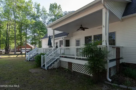 3655 Hillcrest Drive Farmville NC 27828