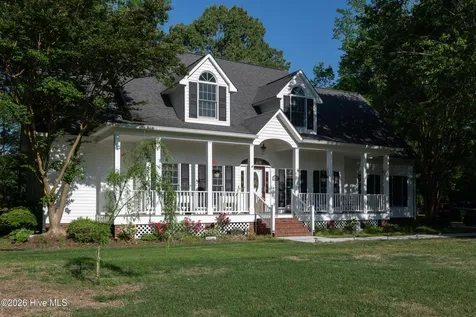3655 Hillcrest Drive Farmville NC 27828