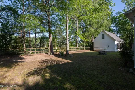3655 Hillcrest Drive Farmville NC 27828