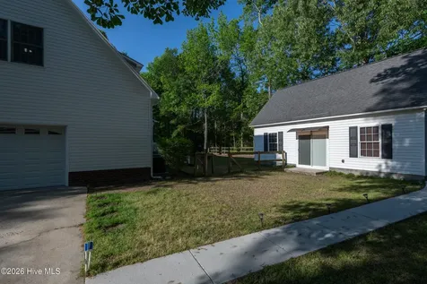 3655 Hillcrest Drive Farmville NC 27828