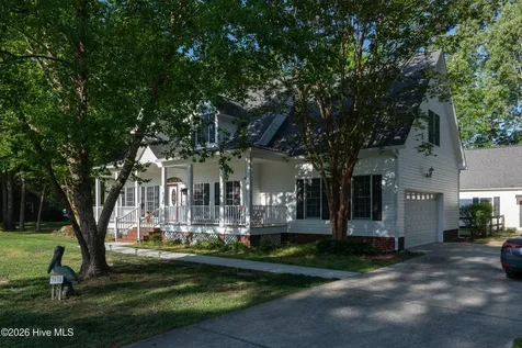 3655 Hillcrest Drive Farmville NC 27828