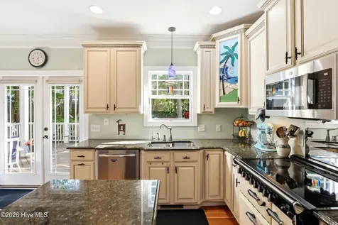 310 Bayshore Drive Wilmington NC 28411