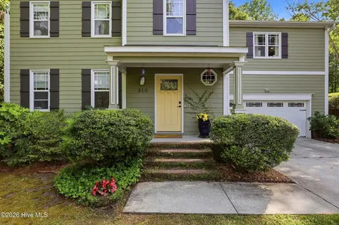 310 Bayshore Drive Wilmington NC 28411