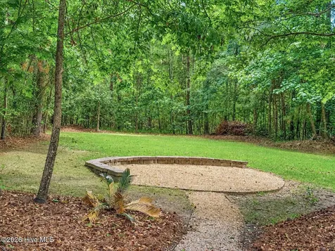 39 Excalibur Point Hampstead NC 28443