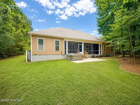 39 Excalibur Point Hampstead NC 28443