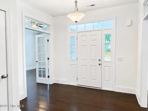 39 Excalibur Point Hampstead NC 28443