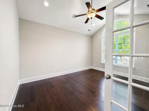 39 Excalibur Point Hampstead NC 28443