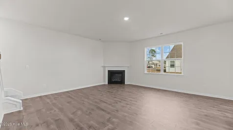 1157 Aviator Lane Ayden NC 28513