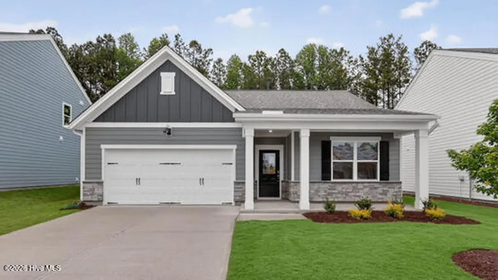 1090 Aviator Lane Ayden NC 28513
