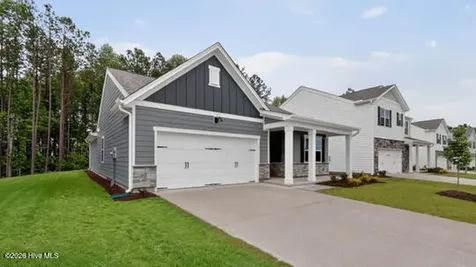 1090 Aviator Lane Ayden NC 28513