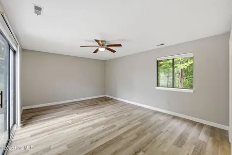 123 Wildwood Drive New Bern NC 28562