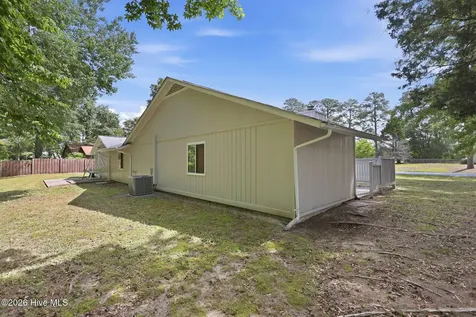 123 Wildwood Drive New Bern NC 28562