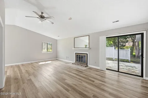 123 Wildwood Drive New Bern NC 28562