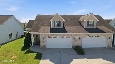 1921 Leighton Drive Greenville NC 27834