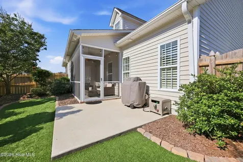 1921 Leighton Drive Greenville NC 27834