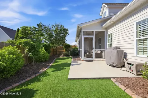 1921 Leighton Drive Greenville NC 27834