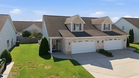 1921 Leighton Drive Greenville NC 27834