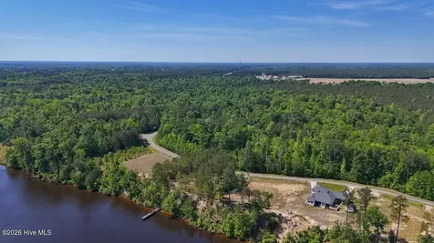 206 Riversedge Drive Winton NC 27986