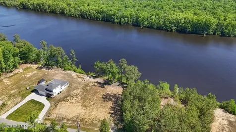 206 Riversedge Drive Winton NC 27986