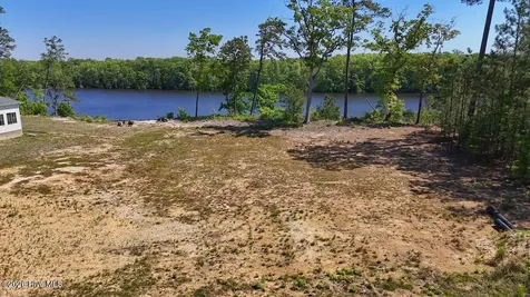 206 Riversedge Drive Winton NC 27986