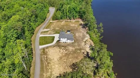 206 Riversedge Drive Winton NC 27986
