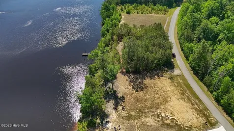 206 Riversedge Drive Winton NC 27986