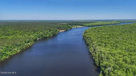 206 Riversedge Drive Winton NC 27986