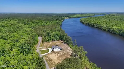 206 Riversedge Drive Winton NC 27986