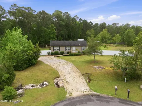 100 Fox Run Drive Hampstead NC 28443