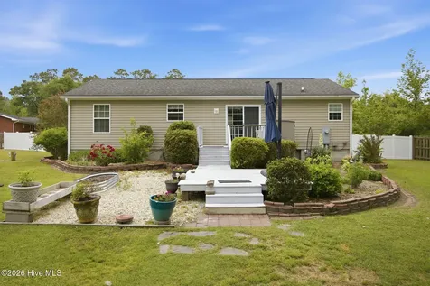 100 Fox Run Drive Hampstead NC 28443