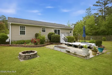 100 Fox Run Drive Hampstead NC 28443