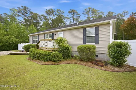 100 Fox Run Drive Hampstead NC 28443