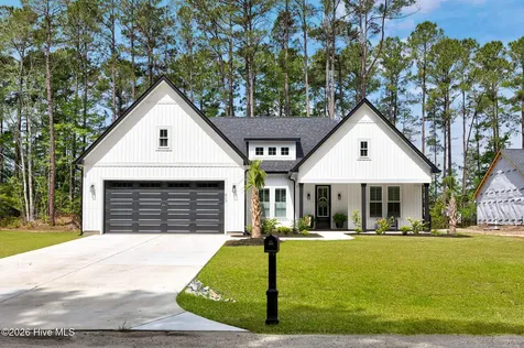 813 Boundaryline Drive NW Calabash NC 28467