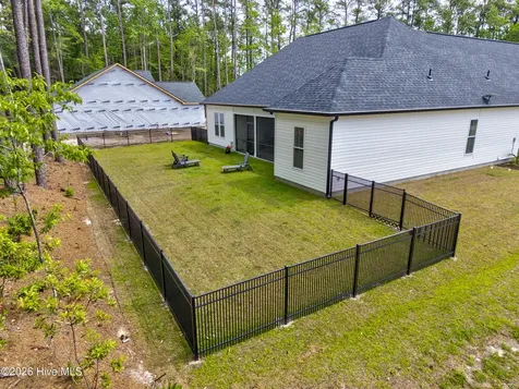 813 Boundaryline Drive NW Calabash NC 28467