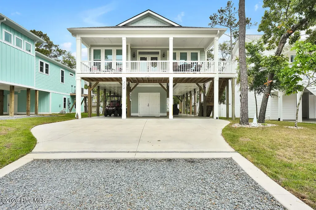 214 NE 37th Street Oak Island NC 28465