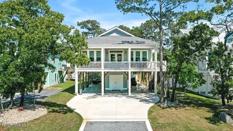 214 NE 37th Street Oak Island NC 28465